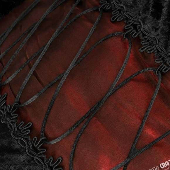 Incharacter Costumes Gothic Vampiress Costume - Picture 7 of 8